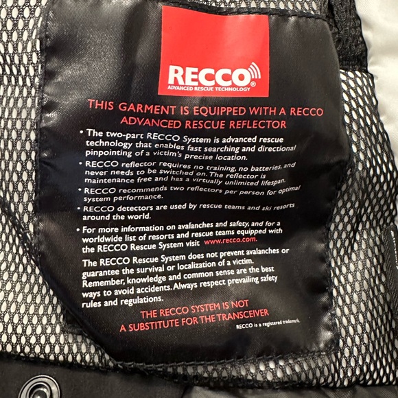 Helly Hansen High Performance Women’s Ski Jacket - Picture 6 of 6